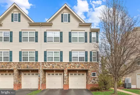 11206 Wortham Crest Cir, Manassas, VA 20109
