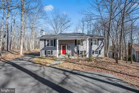 2657 Ruddy Ct, Haymarket, VA 20169