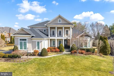 8346 Roxborough Loop, Gainesville, VA 20155