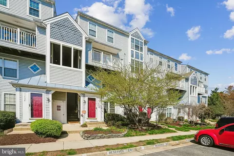 11720 Tolson Pl #11720, Woodbridge, VA 22192