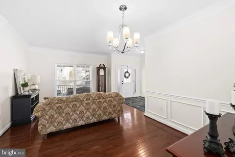 Entry Way - 4185 Agency Loop, Triangle, VA 22172 photo 2 of 3