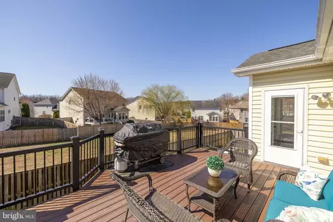 Exterior - 4185 Agency Loop, Triangle, VA 22172 photo 6 of 12