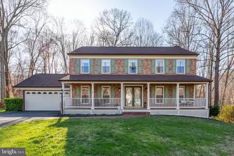 12534 Belfield Ct, Woodbridge, VA 22192