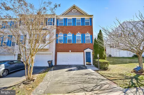 8351 Leighlex Ct, Manassas, VA 20111