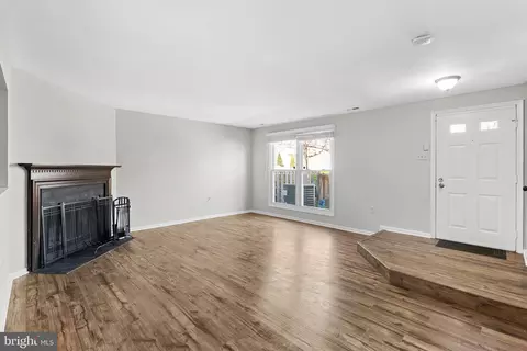 Living - 7442 Emerald Dr, Manassas, VA 20109 photo 1 of 6