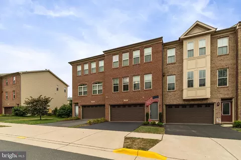 6654 Bartrams Forest Ln, Haymarket, VA 20169