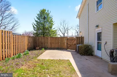 Exterior - 9608 Lafayette Ave, Manassas, VA 20109 photo 7 of 7