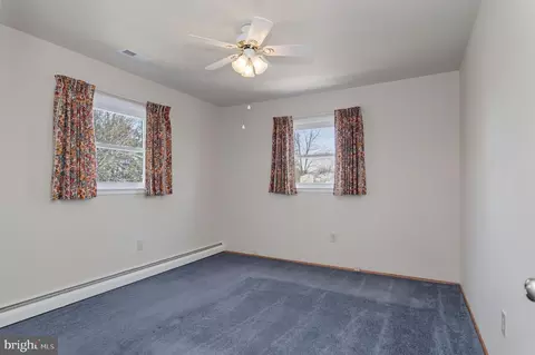Bedroom - 9608 Lafayette Ave, Manassas, VA 20109 photo 8 of 10