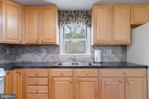 Kitchen - 9608 Lafayette Ave, Manassas, VA 20109 photo 3 of 3