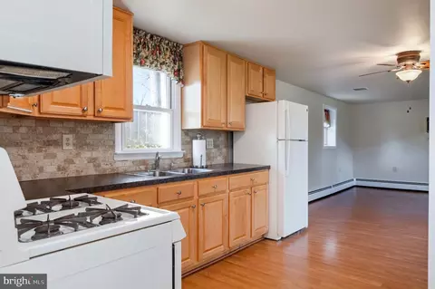 Kitchen - 9608 Lafayette Ave, Manassas, VA 20109 photo 1 of 3