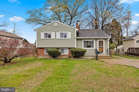 1517 James St, Woodbridge, VA 22191