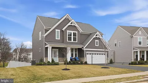 9441 Deschamp Ct, Manassas, VA 20112