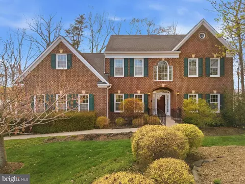 17988 Swans Creek Ln, Dumfries, VA 22026