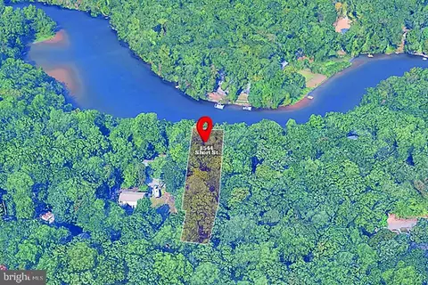 8544 Short St, Manassas, VA 20112