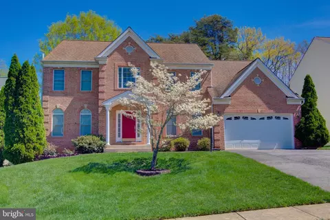 13413 Classic Ct, Woodbridge, VA 22192