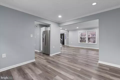 Entry Way - 10415 Labrador Loop, Manassas, VA 20112 photo 5 of 9