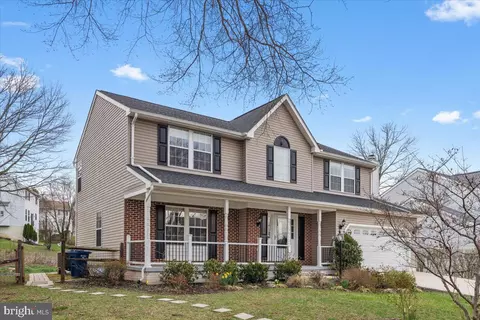 Exterior - 10415 Labrador Loop, Manassas, VA 20112 photo 4 of 9