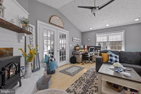 Other - 3716 Tavern Way, Triangle, VA 22172 photo 6 of 11
