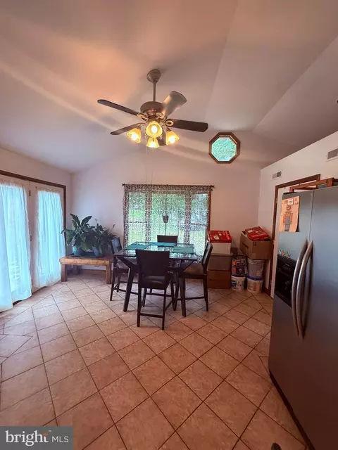 Other - 18318 Sharon Rd, Triangle, VA 22172 photo 10 of 13