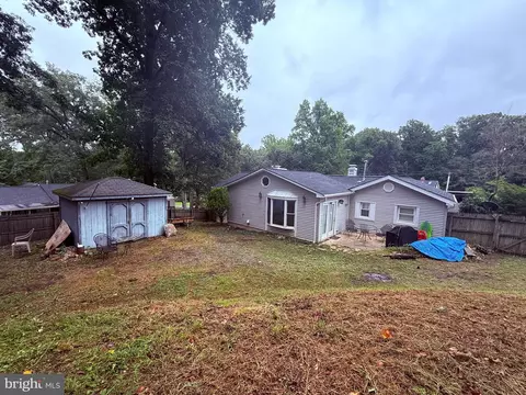 Exterior - 18318 Sharon Rd, Triangle, VA 22172 photo 6 of 6