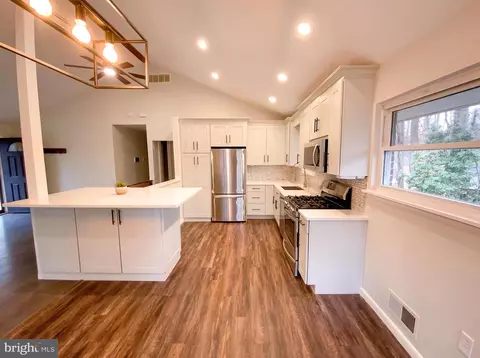 Other - 18320 Candice Dr, Triangle, VA 22172 photo 2 of 13