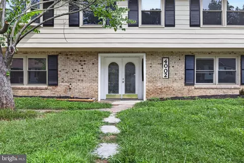 4002 Forge Dr, Woodbridge, VA 22193