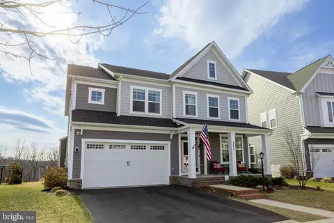 2425 Morgans Pt, Dumfries, VA 22026