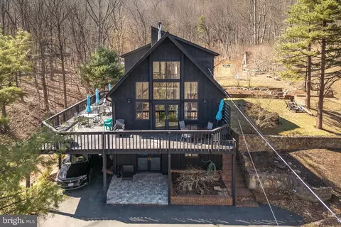 1616 Mountain Rd, Haymarket, VA 20169