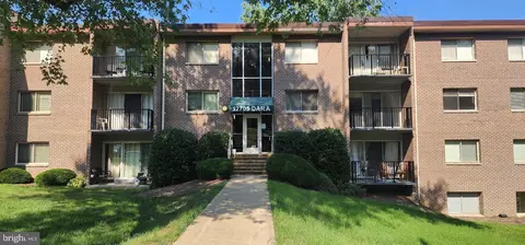 12705 Dara Dr #T3, Woodbridge, VA 22192