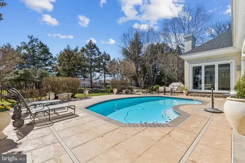 Exterior - 8268 Roxborough Loop, Gainesville, VA 20155 photo 13 of 29