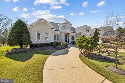 Exterior - 8268 Roxborough Loop, Gainesville, VA 20155 photo 4 of 29