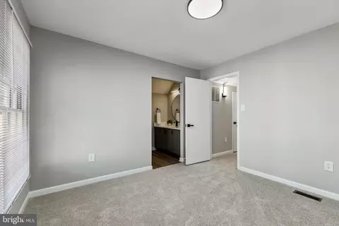 Bedroom - 15056 Silver Leaf Ct, Dumfries, VA 22025 photo 3 of 3