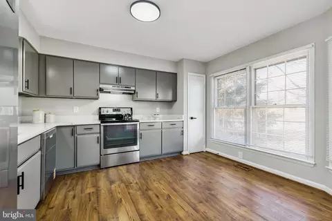 Kitchen - 15056 Silver Leaf Ct, Dumfries, VA 22025 photo 1 of 3