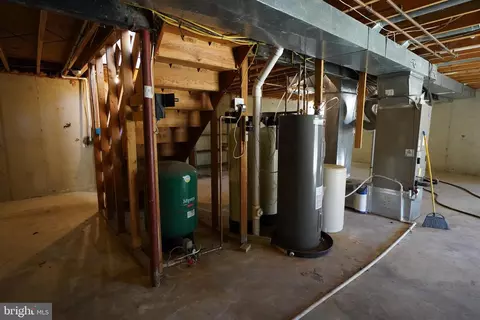 Entry Way - 6195 River Forest Dr, Manassas, VA 20112 photo 20 of 20