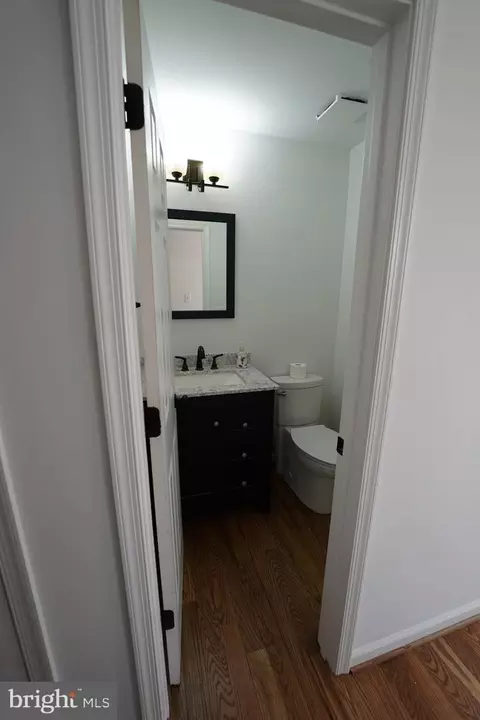 Bath - 6195 River Forest Dr, Manassas, VA 20112 photo 1 of 8