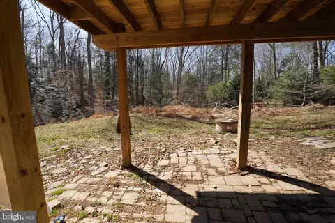 Exterior - 6195 River Forest Dr, Manassas, VA 20112 photo 5 of 17