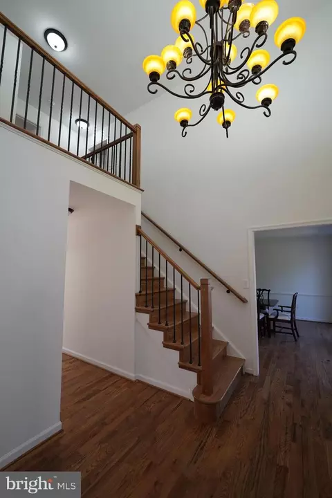 Entry Way - 6195 River Forest Dr, Manassas, VA 20112 photo 4 of 20