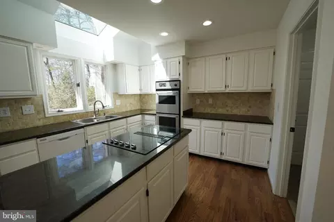 Kitchen - 6195 River Forest Dr, Manassas, VA 20112 photo 1 of 6