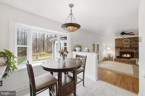 Dining - 15139 Eclipse Dr, Manassas, VA 20112 photo 2 of 3