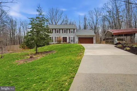 Exterior - 15139 Eclipse Dr, Manassas, VA 20112 photo 12 of 12