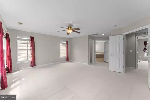 Bedroom - 19228 Buna St, Triangle, VA 22172 photo 1 of 10