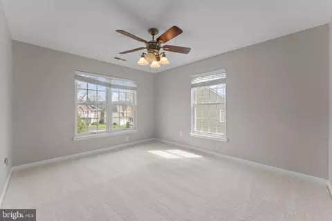 Bedroom - 19228 Buna St, Triangle, VA 22172 photo 5 of 10