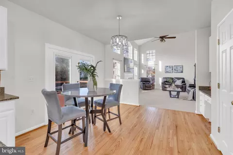 Dining - 8304 Tenbrook Dr, Gainesville, VA 20155 photo 2 of 2