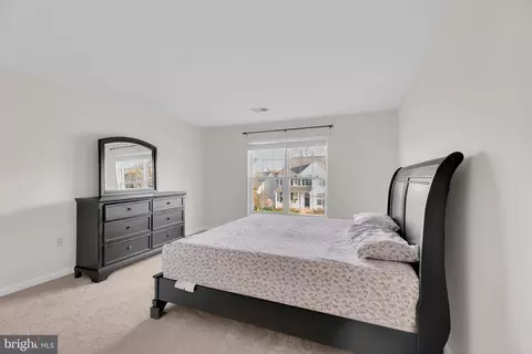Bedroom - 8304 Tenbrook Dr, Gainesville, VA 20155 photo 5 of 5