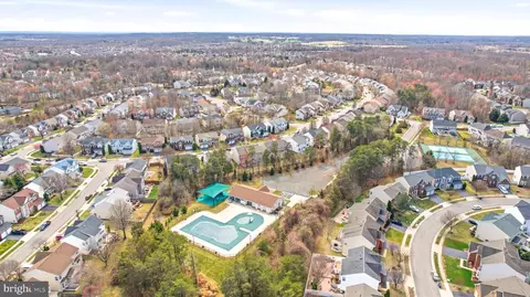View/Area - 8304 Tenbrook Dr, Gainesville, VA 20155 photo 9 of 10