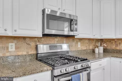 Kitchen - 8304 Tenbrook Dr, Gainesville, VA 20155 photo 1 of 3