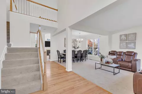 Entry Way - 8304 Tenbrook Dr, Gainesville, VA 20155 photo 1 of 9