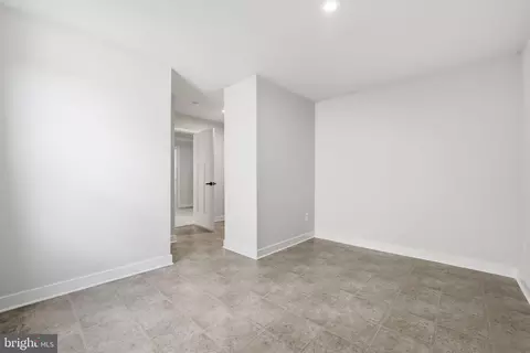 Entry Way - 2252 Red Pine Loop, Dumfries, VA 22026 photo 18 of 22