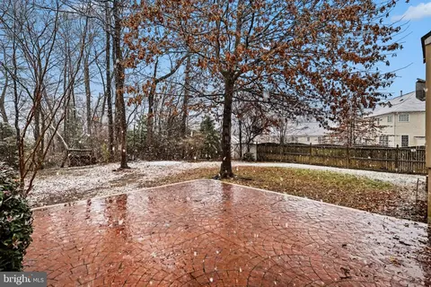 Exterior - 19201 Buna St, Triangle, VA 22172 photo 7 of 8