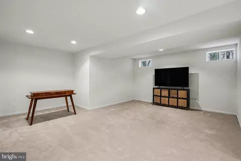 Other - 19201 Buna St, Triangle, VA 22172 photo 13 of 14